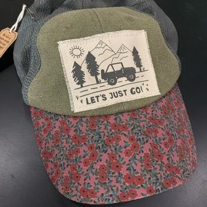 Natural life trucker hat